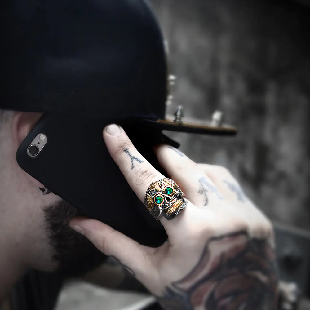 Beier Men's Vintage Titanium Steel Skull Cross Ring